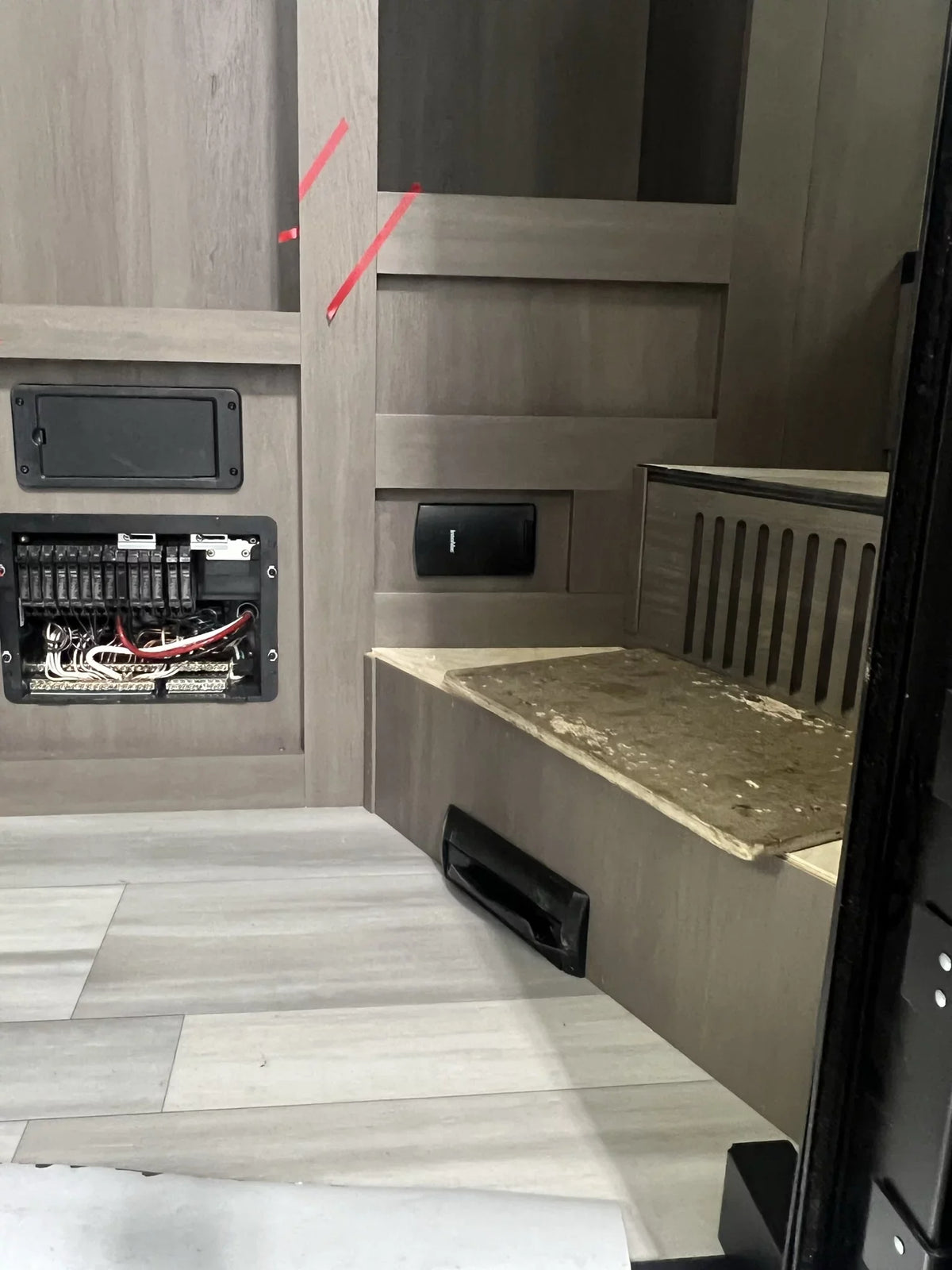 InterVac Design VacPort-  revolutionary addition to your central vacuum; -950-  - New