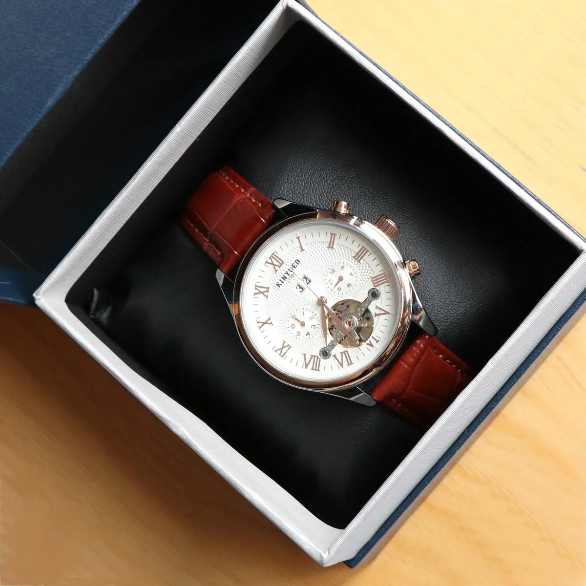 Luxury Men Chronograph Leather Strap Watch Luxury Waterproof Calendar Watch Brown